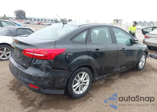 1FADP3F26FL301571: 44519261