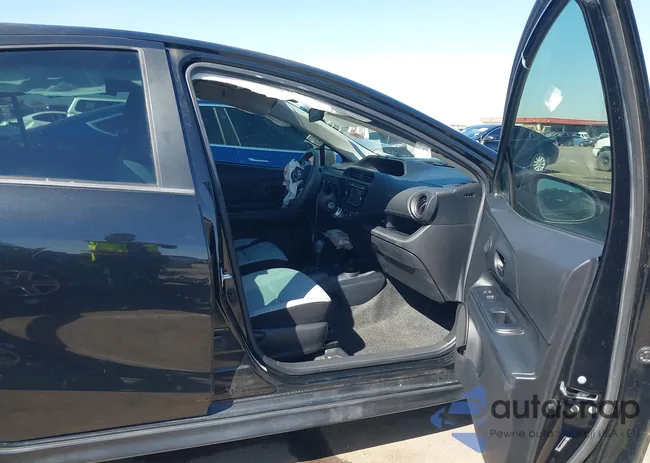 JTDKDTB37H1594940: 44519349