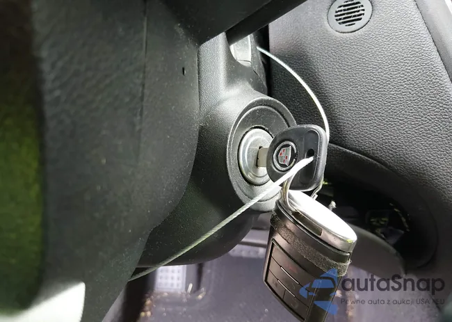 1G6DM577480117522: 44519373