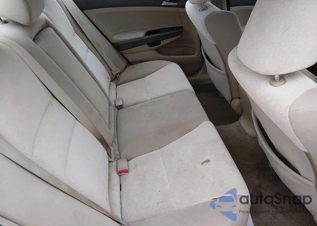 1HGCP26338A156238: 44519405