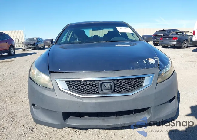 1HGCS12318A004814: 44519429