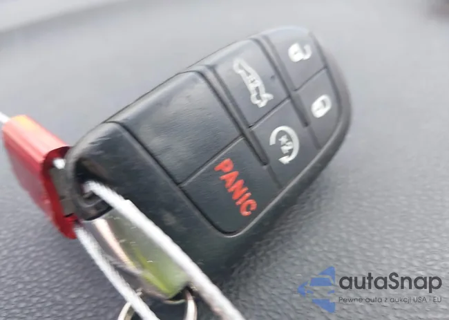 2C3CDXHG3JH176179: 44519434