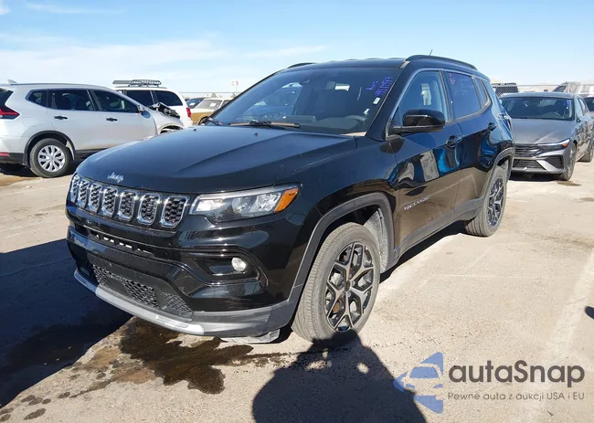 3C4NJDCN2ST576583: 44519479