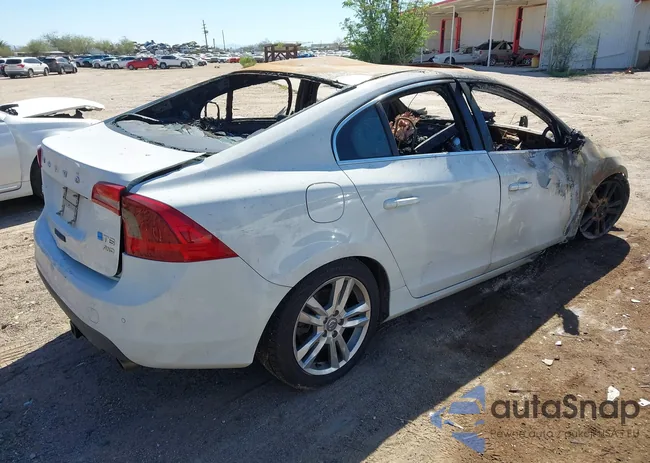 YV1902FH1C2111028: 44519634