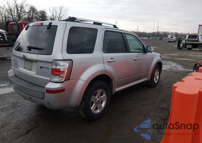 4M2CU39H18KJ31783: 44520742