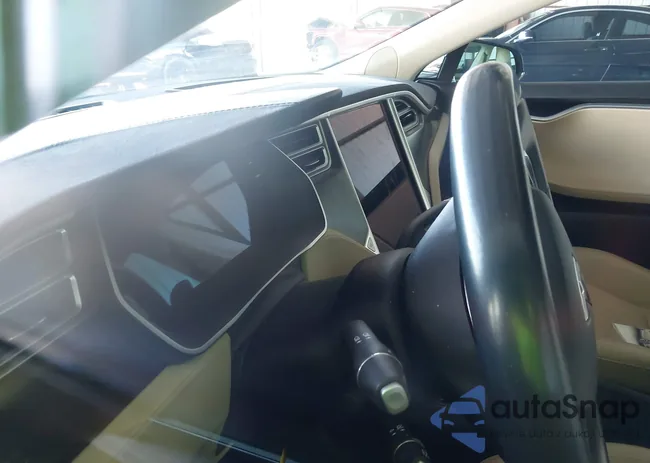 5YJSA1H27FFP69400: 44520769