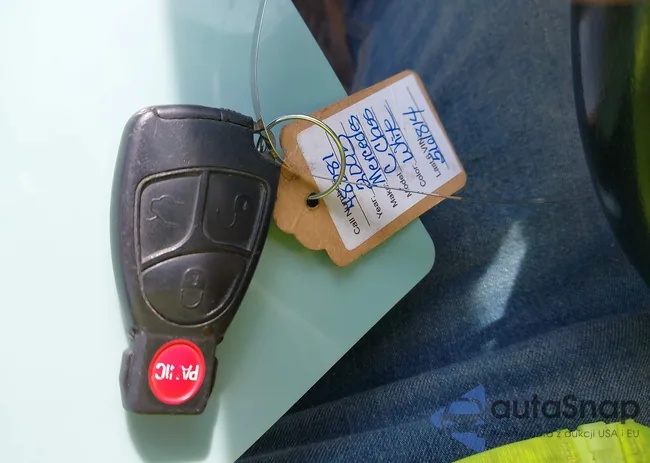 WDBRF40J65F561814: 44520791