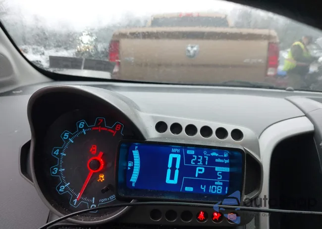 1G1JC5SH8F4161931: 44521009