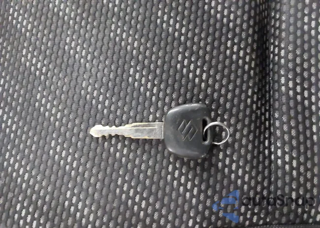 JS2YB413285103924: 44521011