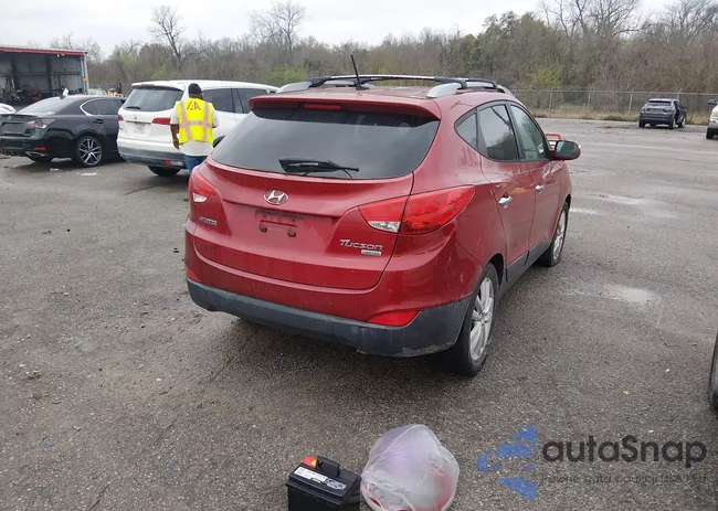 KM8JU3AC6DU557122: 44521084