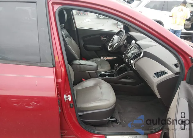 KM8JU3AC6DU557122: 44521084