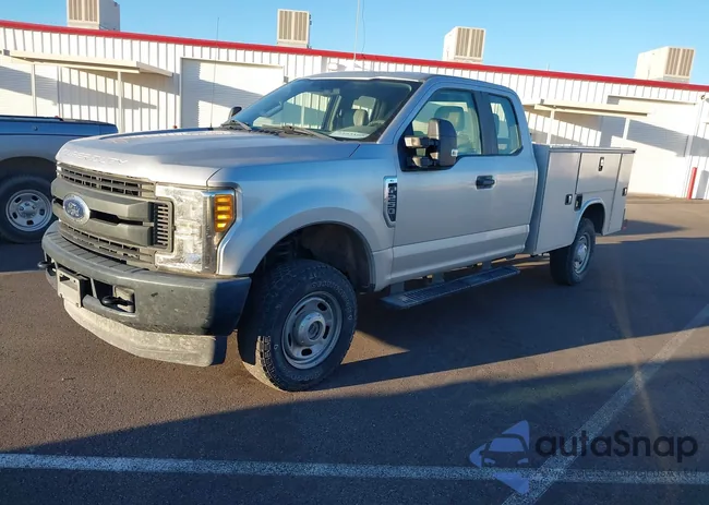 1FD7X2B69HEE35729: 44521135