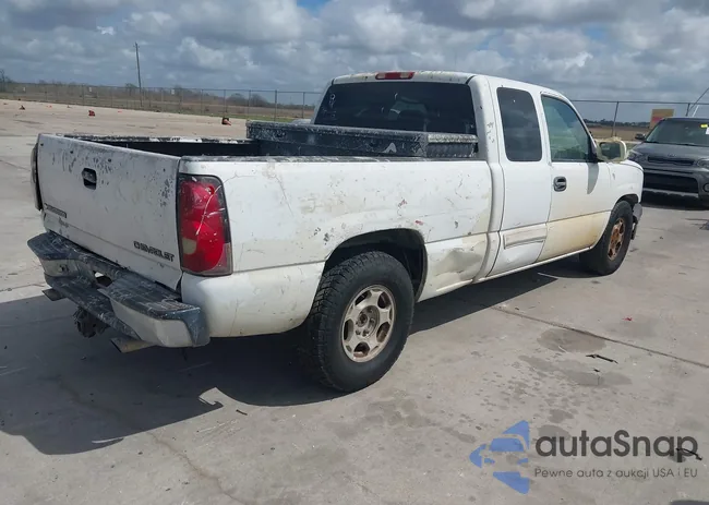 2GCEC19T541202701: 44520250