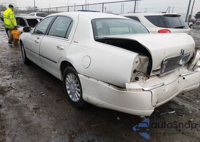 1LNHM81W45Y606348: 44520344