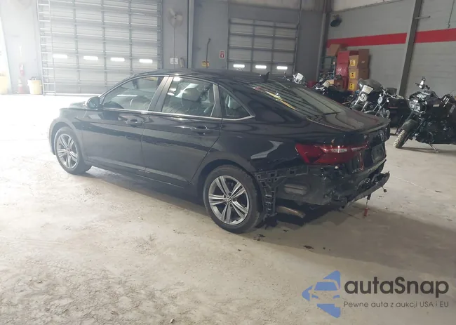 3VWEM7BUXRM023828: 44520382