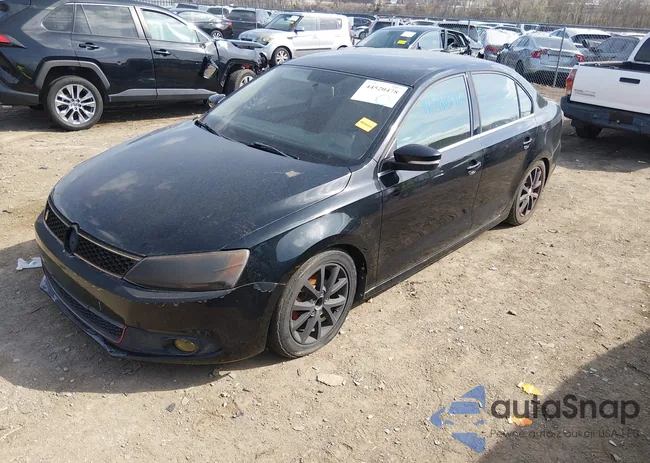 3VWD07AJ3EM370426: 44520478