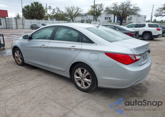 5NPEC4AC5BH233388: 44520497