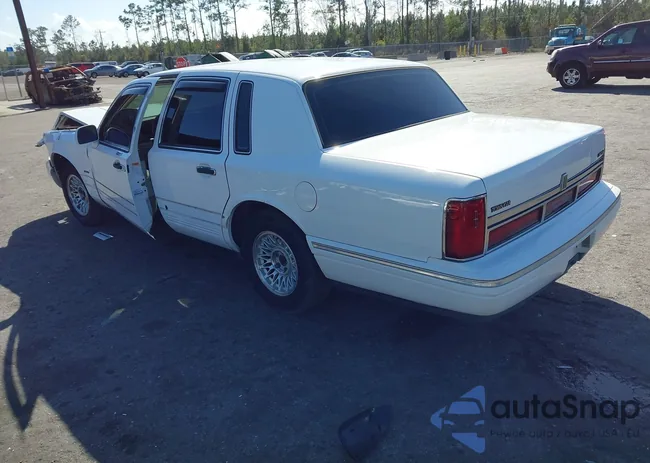 1LNLM81W7TY726393: 44520575