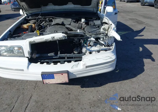 1LNLM81W7TY726393: 44520575