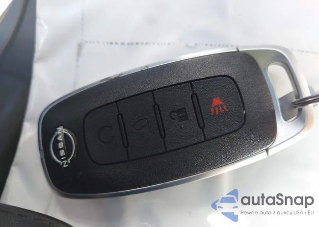 3N1CP5CV7PL569764: 44520631