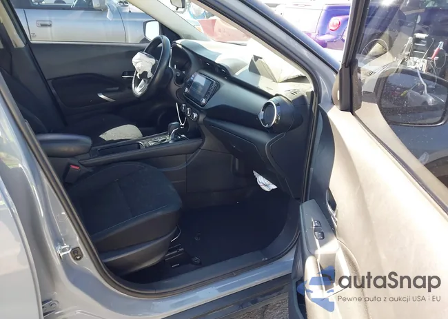 3N1CP5CV7PL569764: 44520631