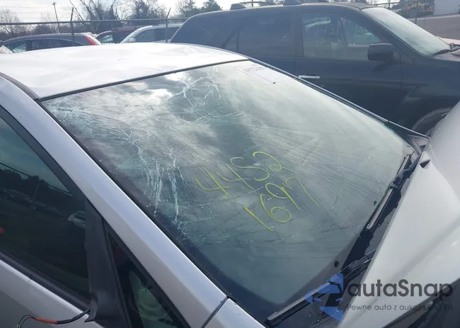 JTDKB20U587716123: 44521697