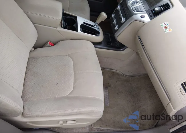 JN8AZ1MU1DW208361: 44521804