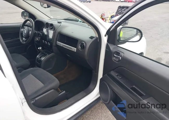 1C4NJCBA8GD664771: 44521876