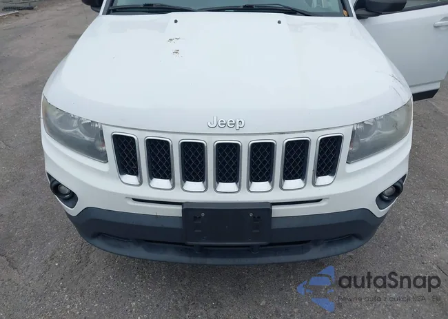 1C4NJCBA8GD664771: 44521876