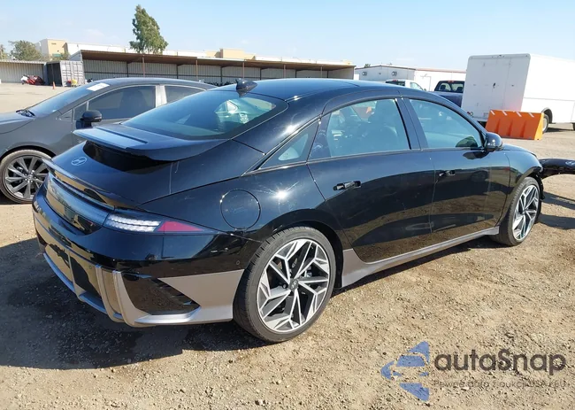 KMHM54AA0RA071753: 44521975