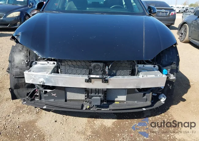 KMHM54AA0RA071753: 44521975