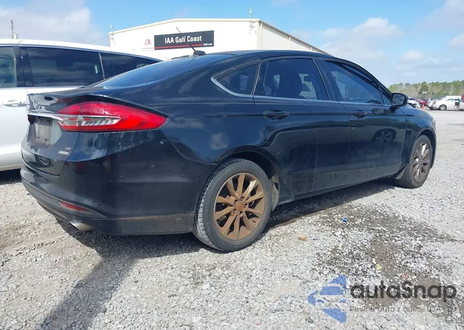 3FA6P0HD4HR312076: 44522079