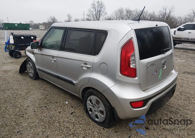 KNDJT2A58D7586851: 44522084