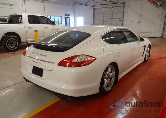 WP0AB2A72BL062930: 44522151