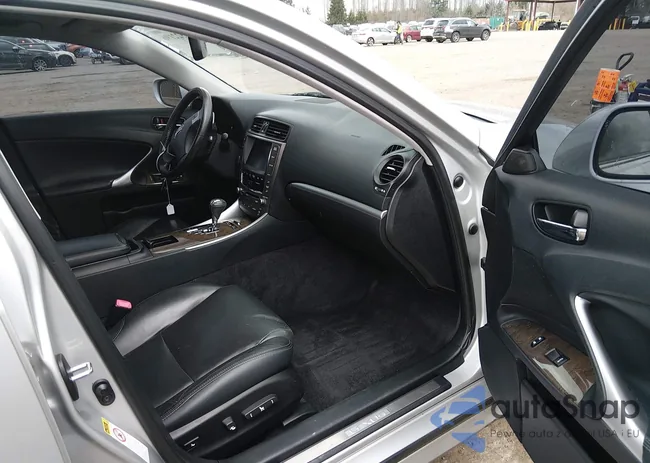 JTHCF5C29B5050647: 44522196