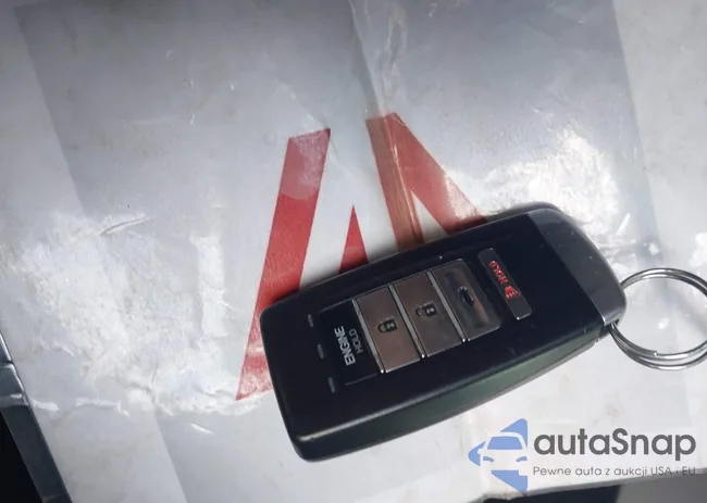 19UUB2F77FA015045: 44521329