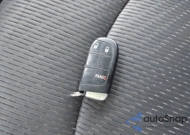 3C4PDCAB7CT143779: 44522671