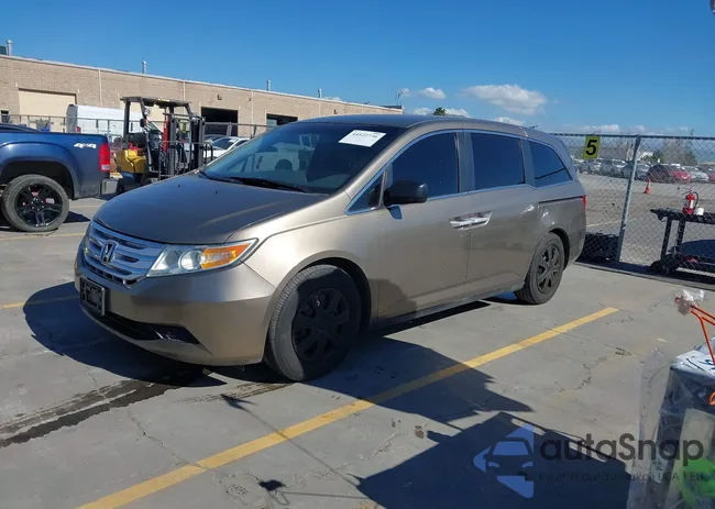 5FNRL5H21DB022758: 44522736