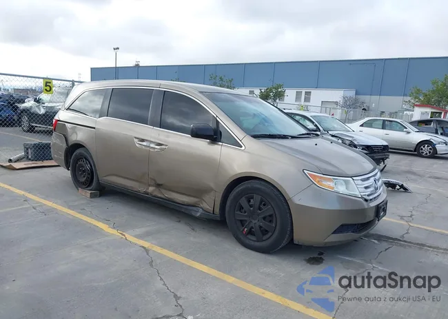 5FNRL5H21DB022758: 44522736