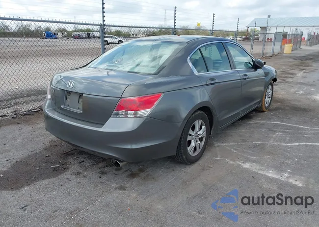 1HGCP2F43AA021257: 44522861