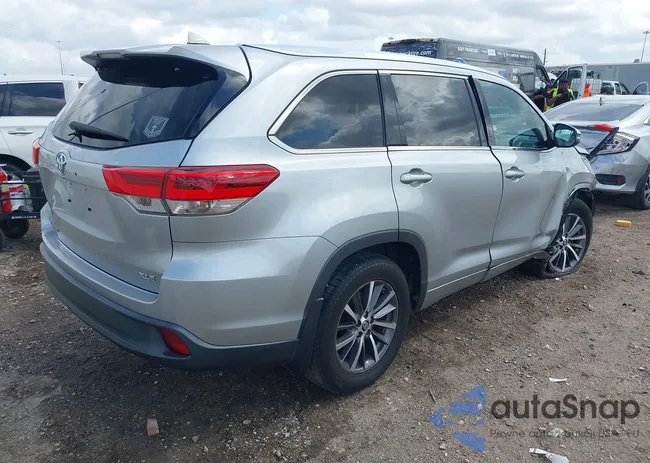 5TDKZRFH6JS546591: 44522951