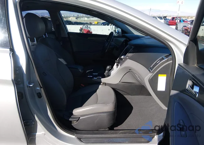 KMHEC4A46FA123497: 44522967