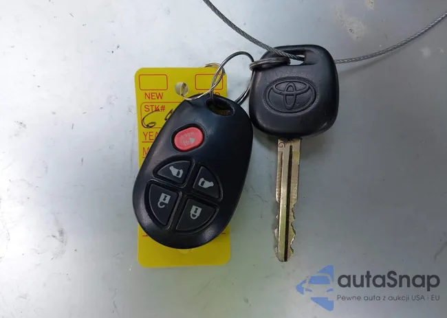 5TDJK3DC3CS030678: 44523060