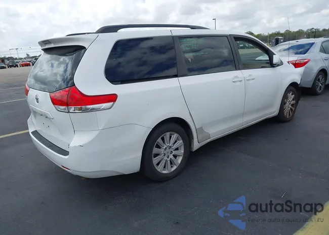 5TDJK3DC3CS030678: 44523060