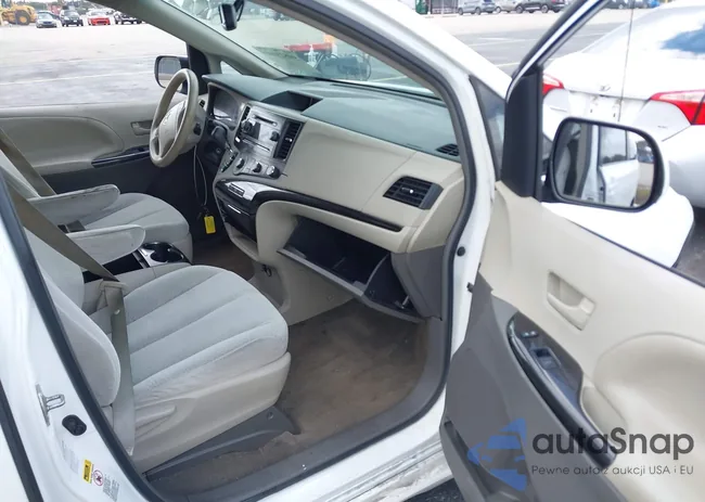 5TDJK3DC3CS030678: 44523060