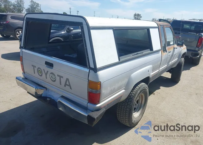 JT4RN67P3G5016561: 44523172