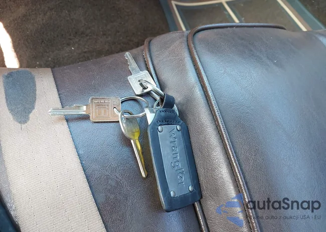 1GCCW80J3CR208991: 44522239