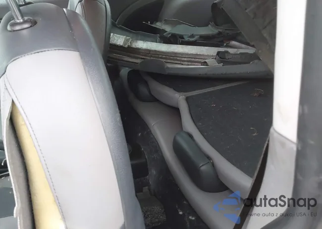 WMWRC33516TJ75224: 44522526