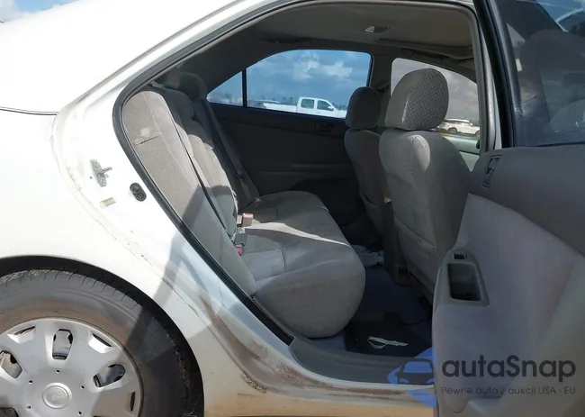 4T1BE32KX3U118298: 44523660