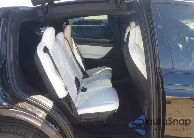 5YJXCAE23KF141591: 44523679